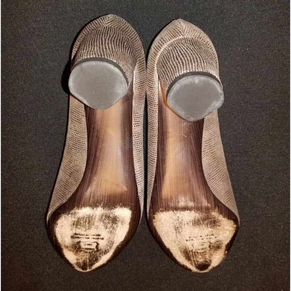 “DONATED” Stuart Weitzman, Brown Suede Reptile Embossed Slip-on Pumps, Sz 10M - Picture 5 of 13